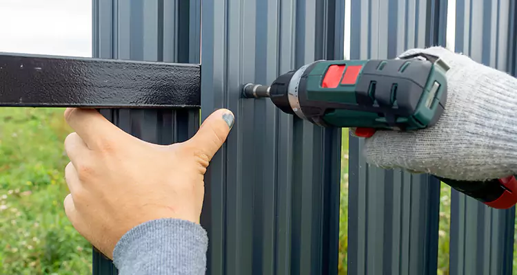 Metal Gate Repair in Valrico, FL