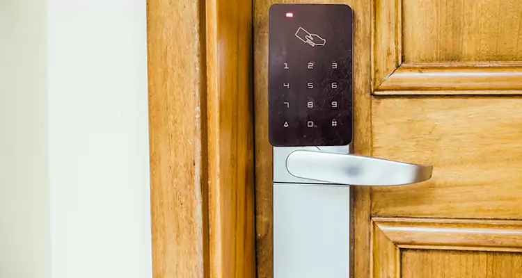Keyless Hotel Door Locks Repair in Valrico, FL