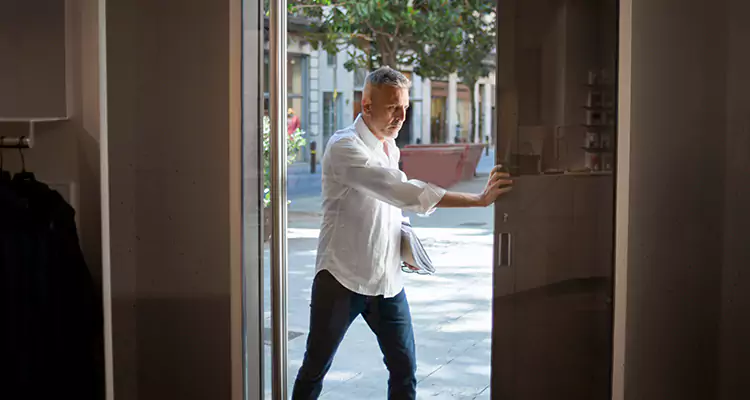 Track Cleaning and Repair for Stuck Doors in Valrico, FL
