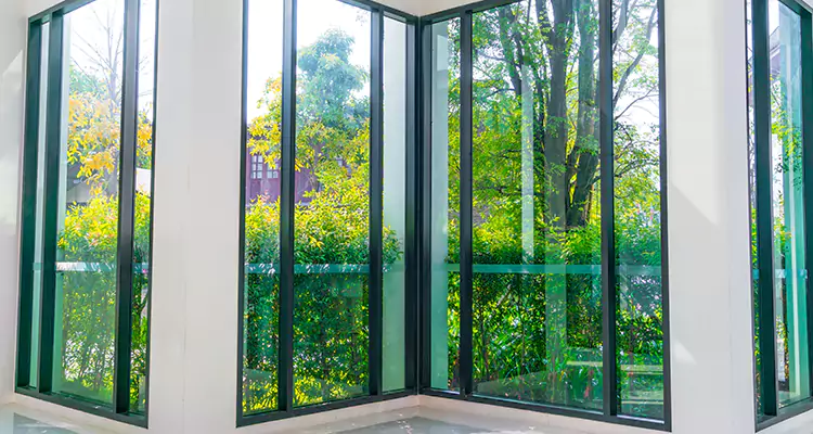 Folding Glass Balcony Door Repair in Valrico, FL